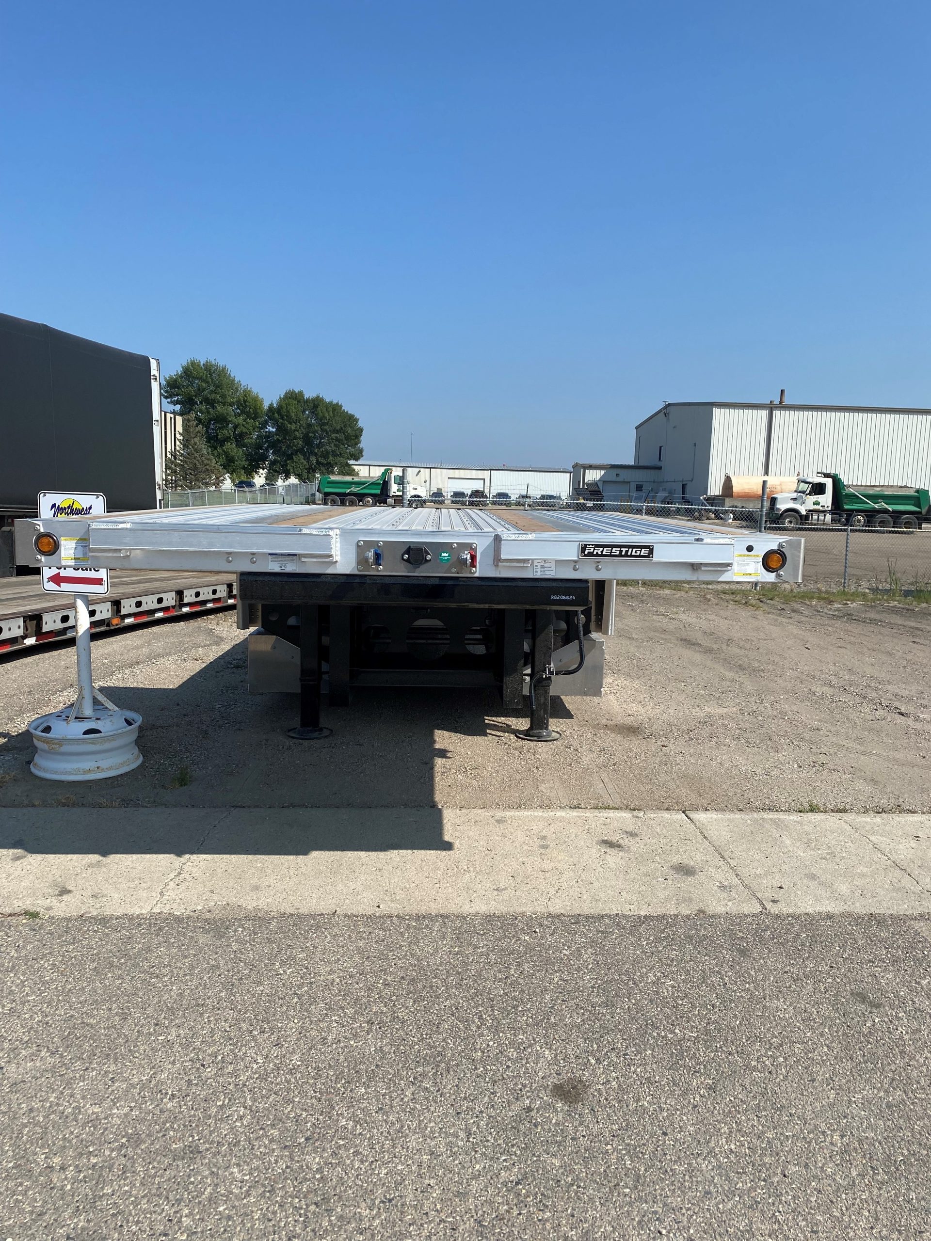 2025 Prestige STEP DECK - image 5 of 6