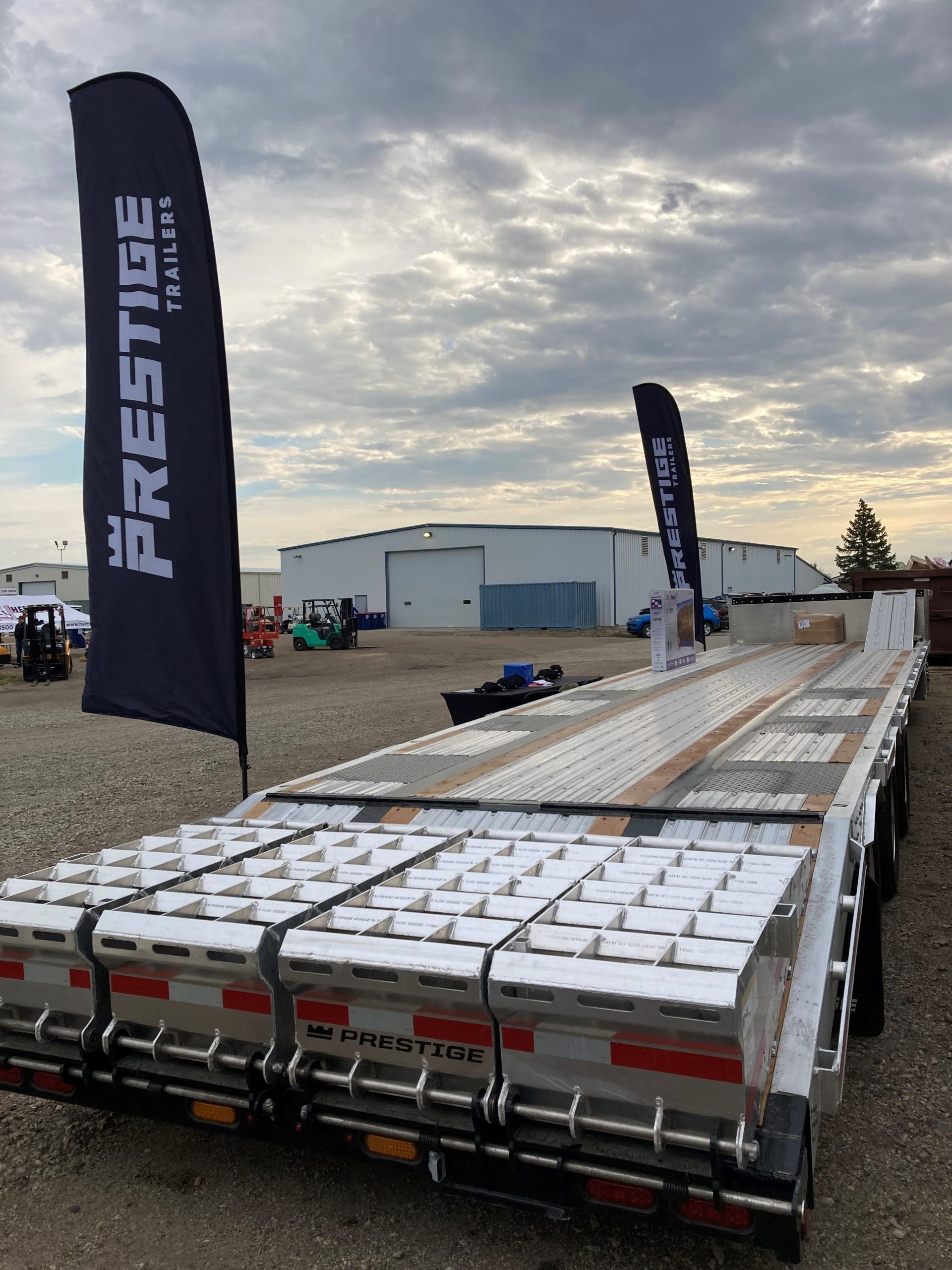 2025 Prestige STEP DECK - image 2 of 6