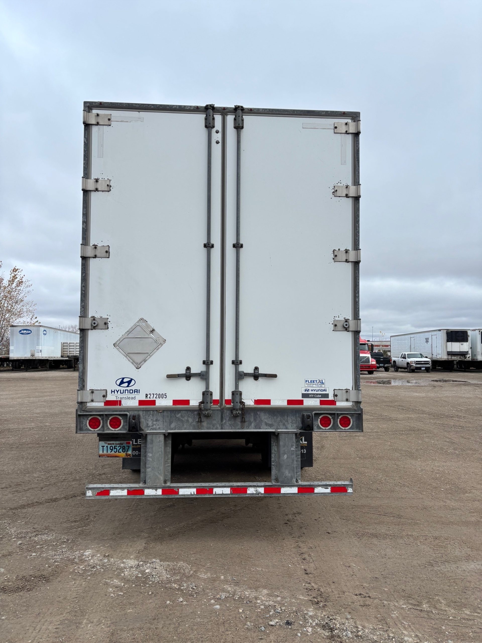 2018 HYUNDAI Dry Van - image 4 of 6