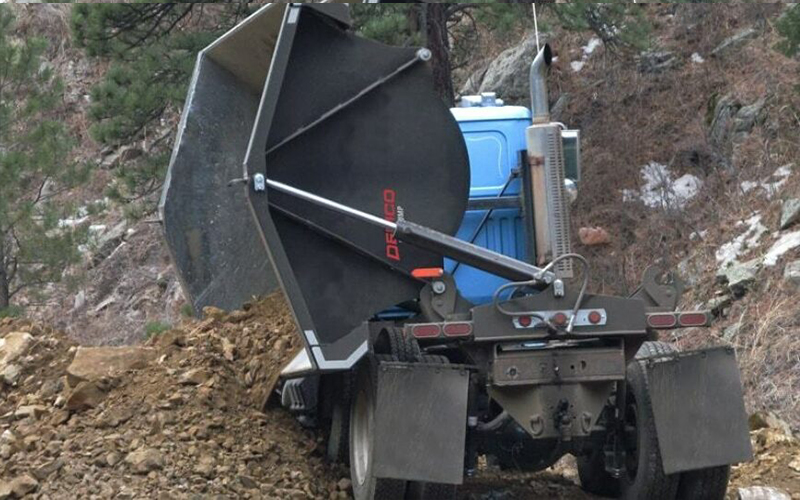 DEMCO 17' Side Dump Truck Box DEMCO 17' Side Dump Truck Box - image 4 of 4