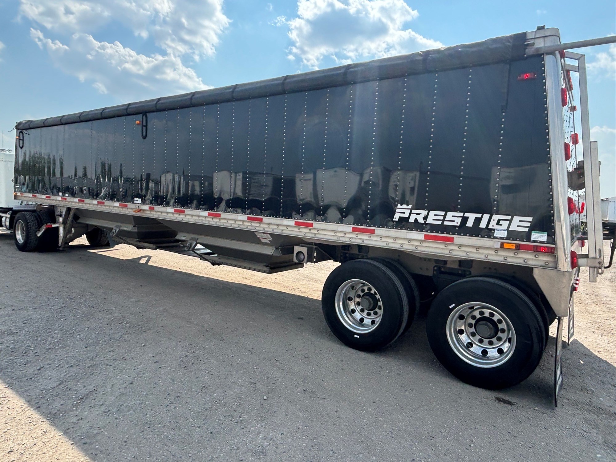 2024 Prestige Hopper - image 3 of 6