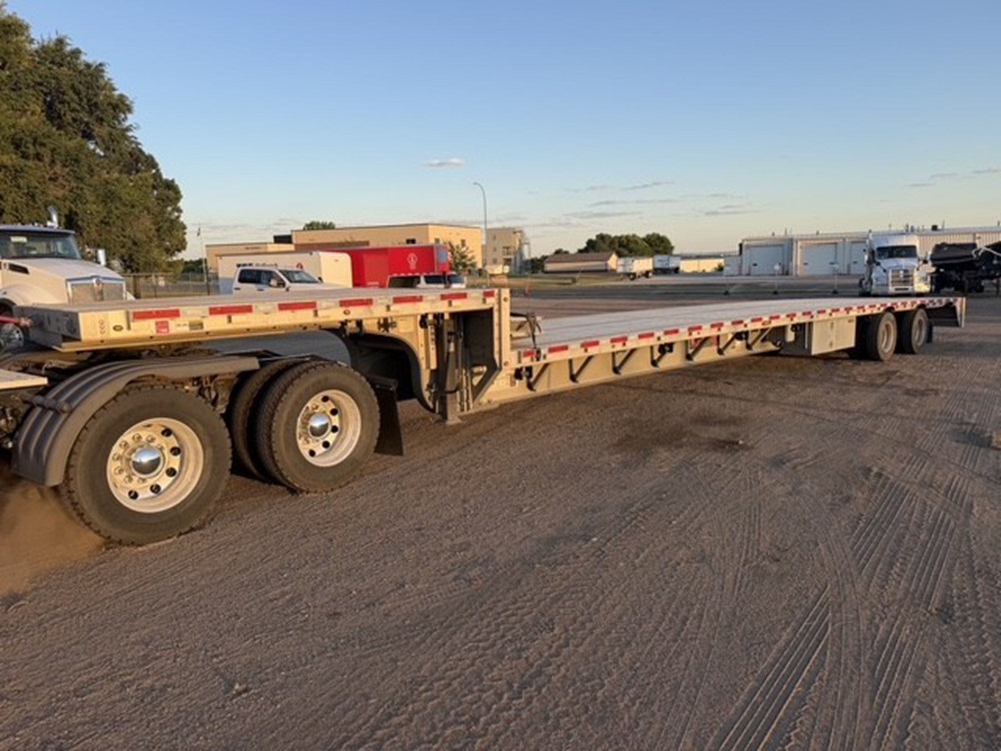 2024 WILSON Step Deck - image 1 of 6