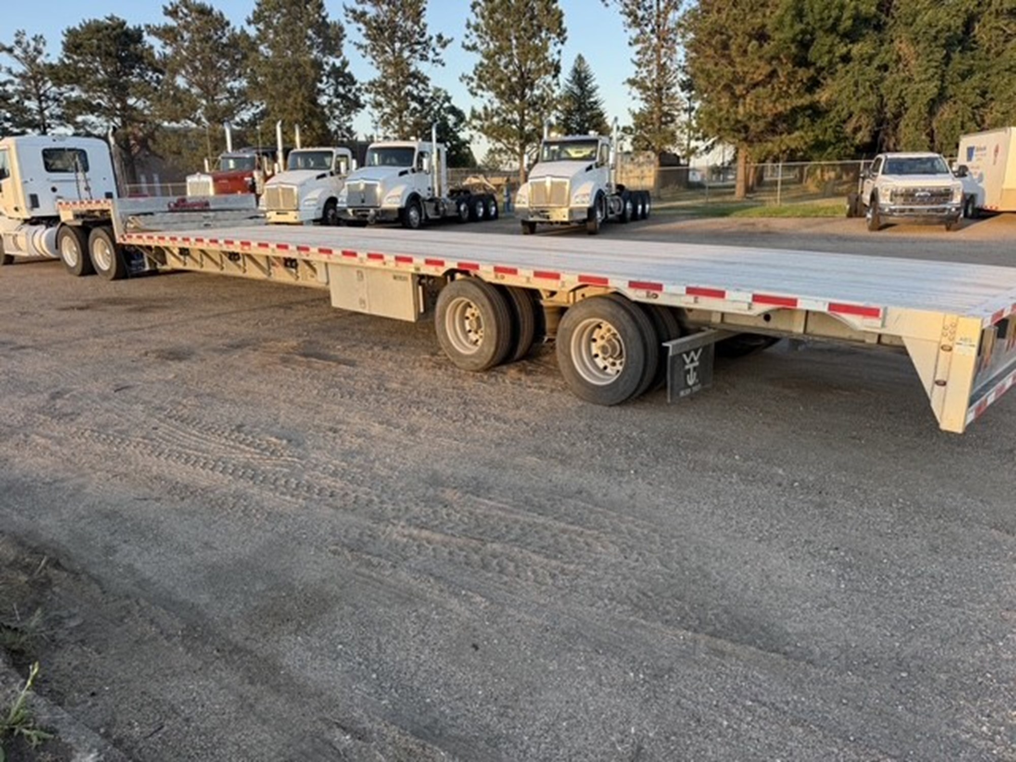 2024 WILSON Step Deck - image 3 of 6