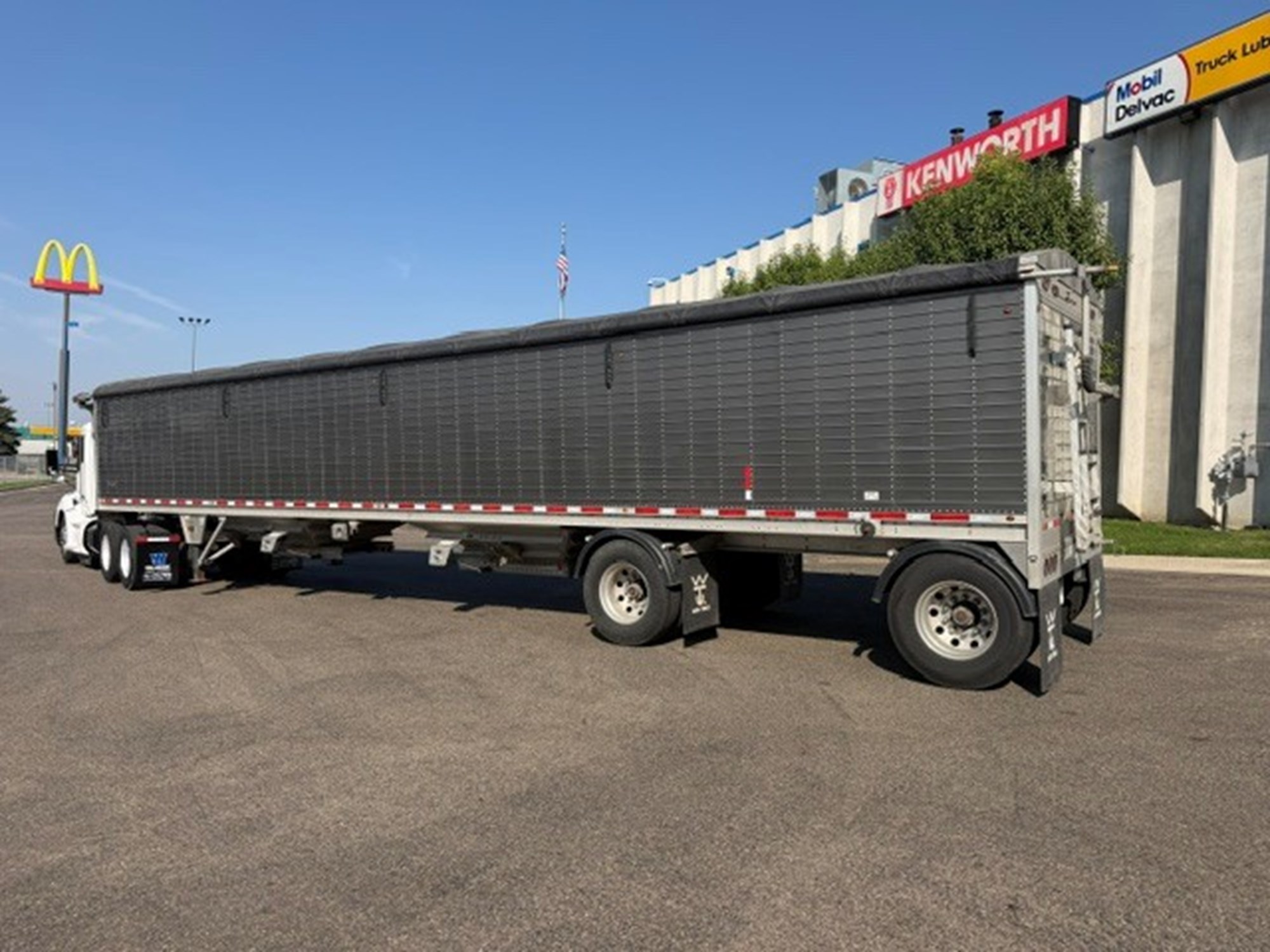 2023 Wilson Trailer — photo 2